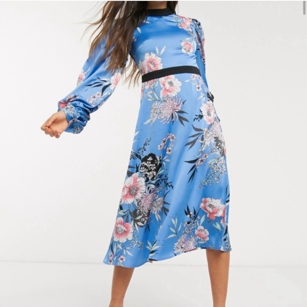 Asian Inspired Floral Long Sleeve Dress